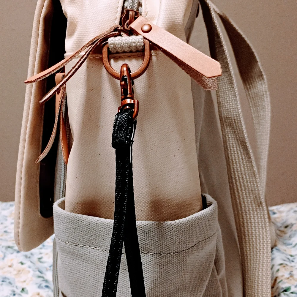 Petunia Pickle Bottom Cream and Gray Baby Bag - Picture 3 of 6